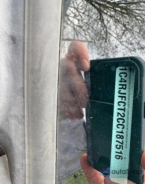 2012 Jeep Grand Cherokee Overland from USA, damaged, VIN 1C4RJFCT2CC187516